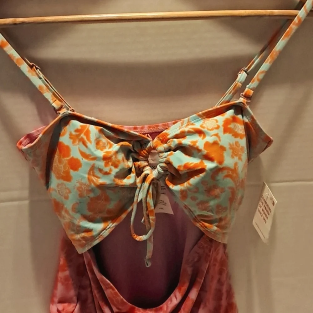 Roxy Women Hot Topics Peak A Boo One Piece Swimsuit Floral Cut Out High Cut - Picture 11 of 11